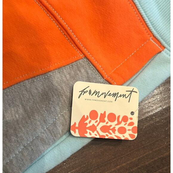 Free People Piece‎ Of Me Colorblock Shorts Heather Gray Combo Women's Size Small - Picture 8 of 10